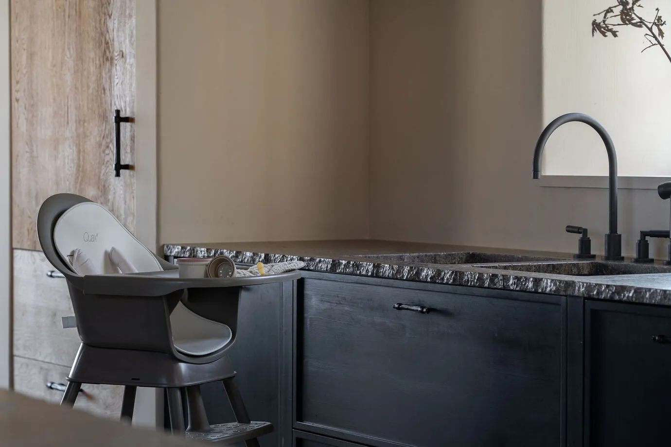 Quax Ultimo High Chair Stone